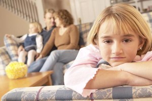 سخت گیری والدین می تواند به سلامت روان کودک آسیب بزند